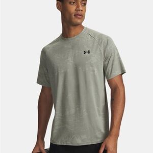 14. Under Armour • NWT UA Velocity Jacquard t shirt